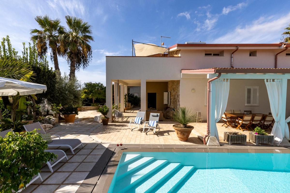 Villa Zamia Con Piscina 圣玛丽亚德尔法加洛 外观 照片