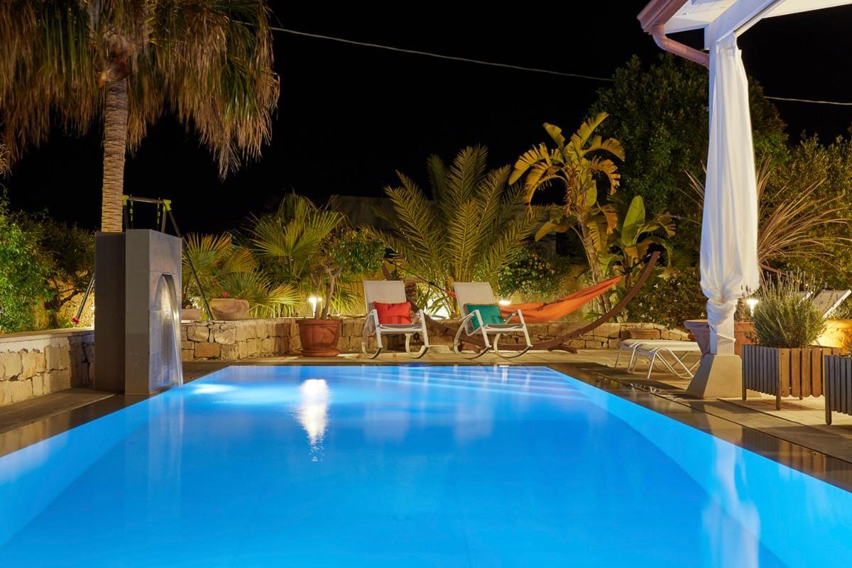 Villa Zamia Con Piscina 圣玛丽亚德尔法加洛 外观 照片