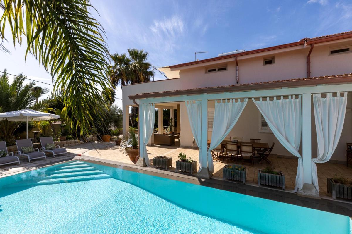 Villa Zamia Con Piscina 圣玛丽亚德尔法加洛 外观 照片